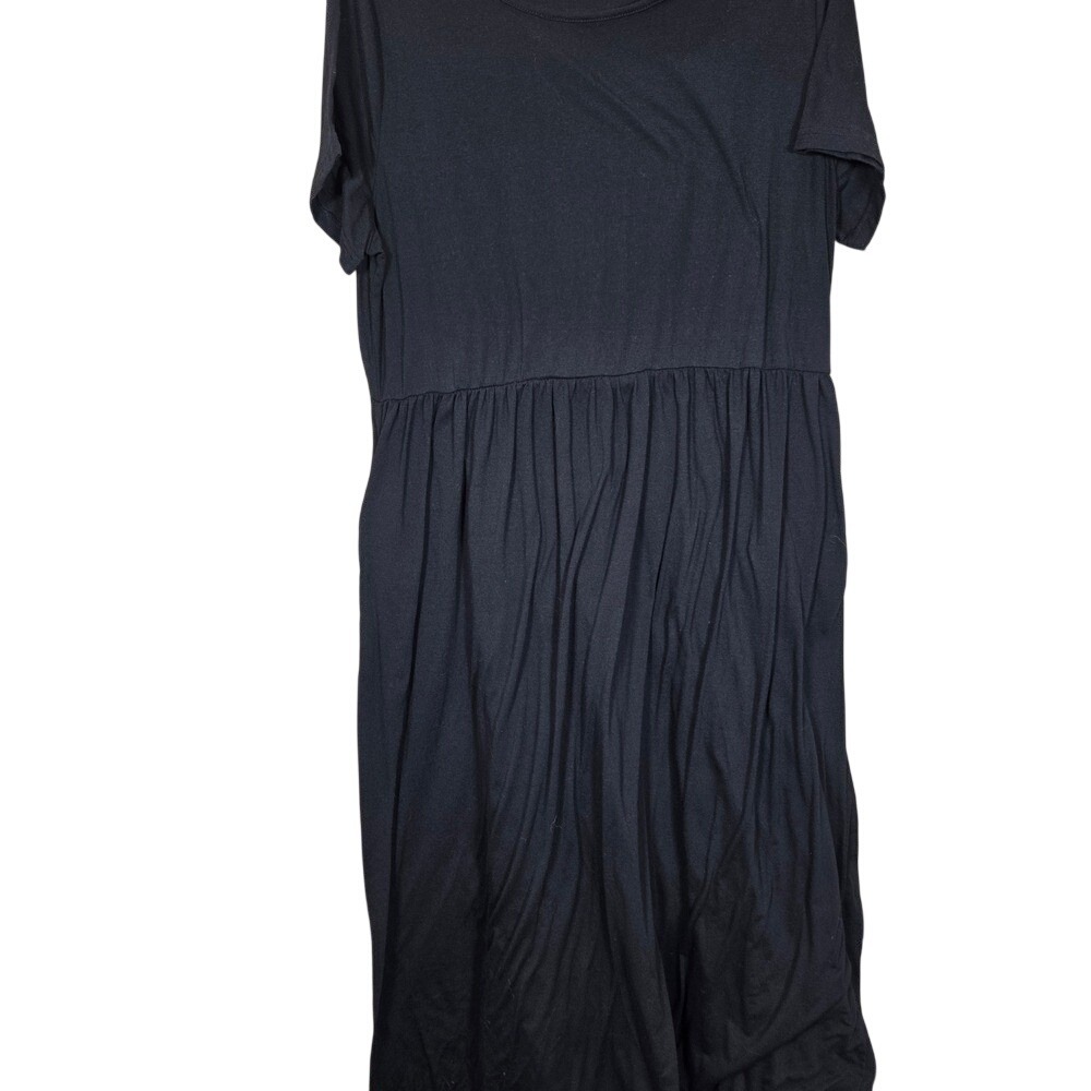 Chic Black Maxi Dress Casual Chic Minimalist Classy Understated Plus Size 18